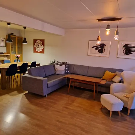 Granasen World Championship Walk To Arena 펜션